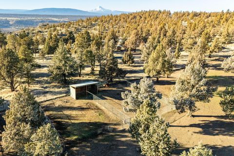 Tiny photo for 7672 SW Robin Drive, Terrebonne, OR 97760 (MLS # 220213855)