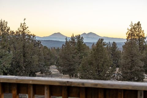 Tiny photo for 7672 SW Robin Drive, Terrebonne, OR 97760 (MLS # 220213855)