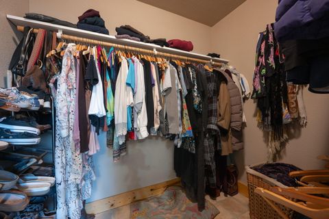 Tiny photo for 7672 SW Robin Drive, Terrebonne, OR 97760 (MLS # 220213855)