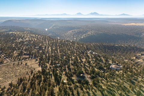 Tiny photo for 7672 SW Robin Drive, Terrebonne, OR 97760 (MLS # 220213855)