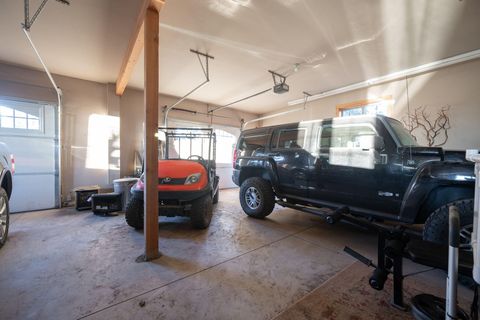 Tiny photo for 7672 SW Robin Drive, Terrebonne, OR 97760 (MLS # 220213855)