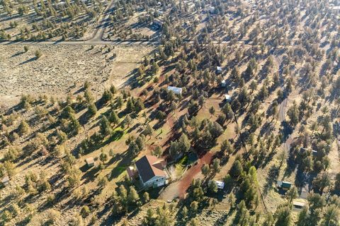 Tiny photo for 7672 SW Robin Drive, Terrebonne, OR 97760 (MLS # 220213855)