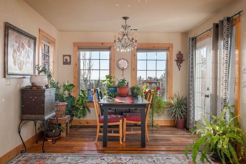 Tiny photo for 7672 SW Robin Drive, Terrebonne, OR 97760 (MLS # 220213855)