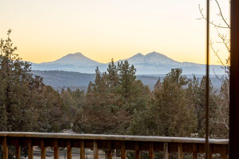 Tiny photo for 7672 SW Robin Drive, Terrebonne, OR 97760 (MLS # 220213855)