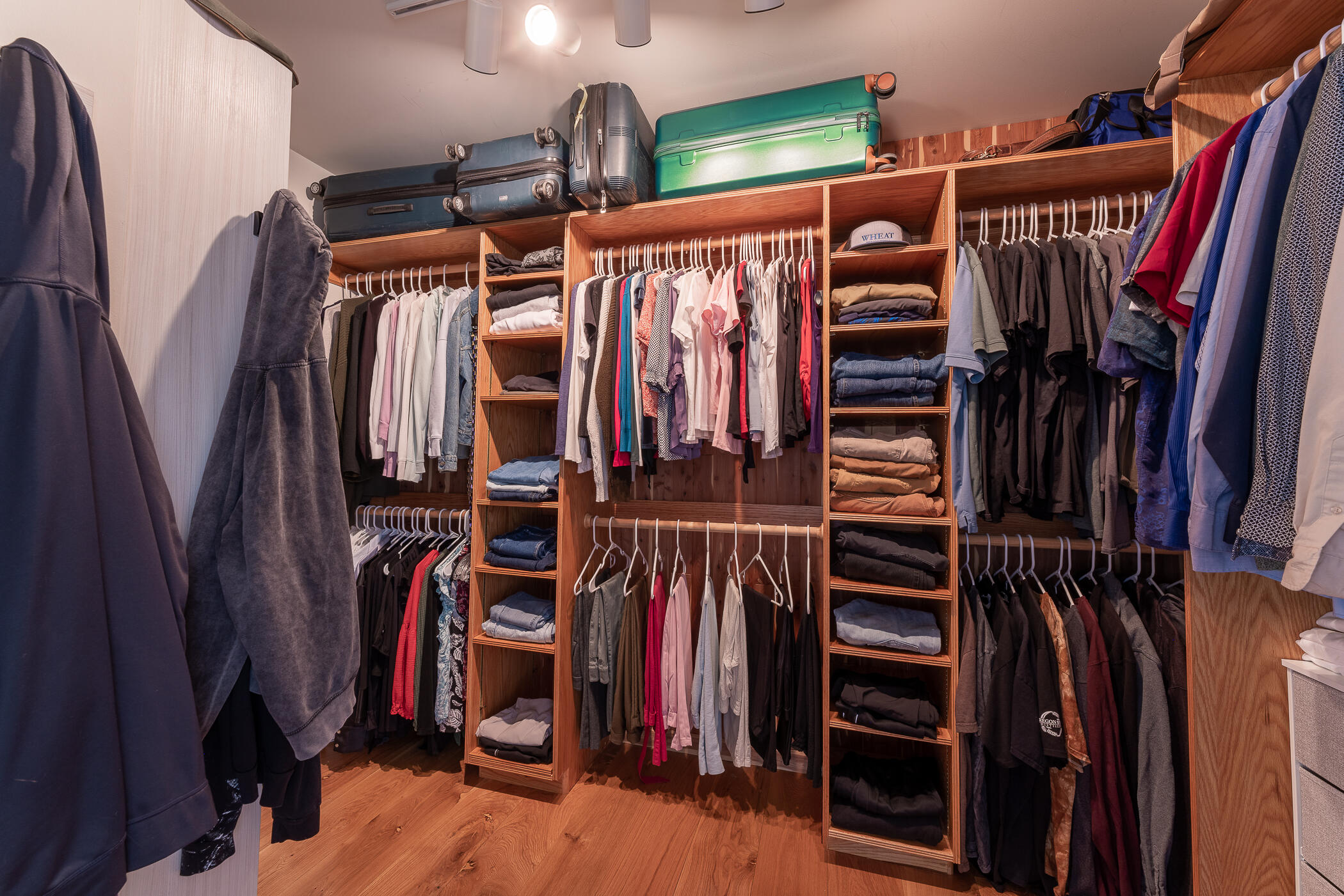 Lovestone Acres - Residential