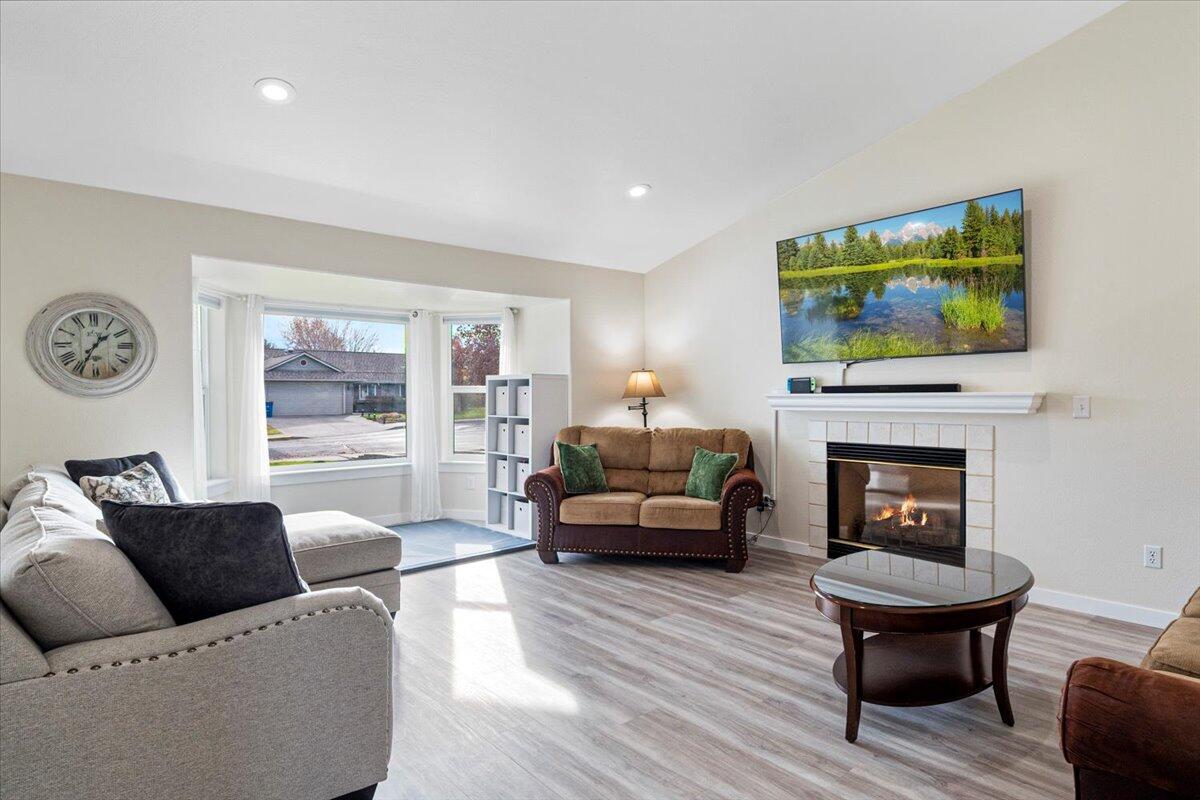 2223 NW Jackpine Court