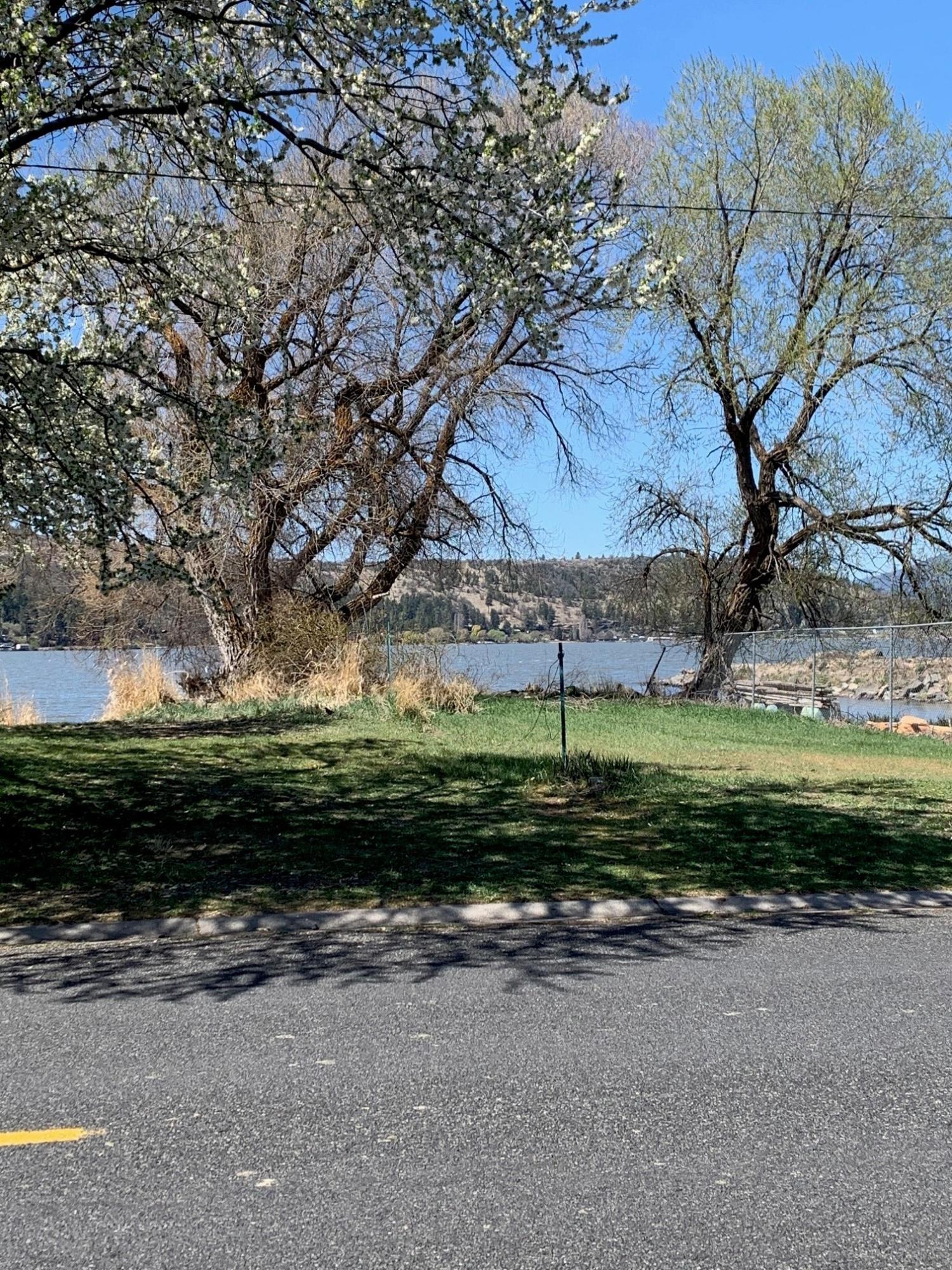Klamath Falls -Buena Vista Addition - Land