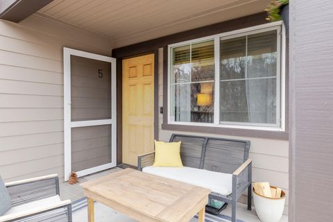 Tiny photo for 1925 NW Monterey Pines Drive #5, Bend, OR 97703 (MLS # 220212417)