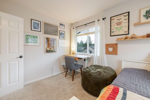 Tiny photo for 1925 NW Monterey Pines Drive #5, Bend, OR 97703 (MLS # 220212417)