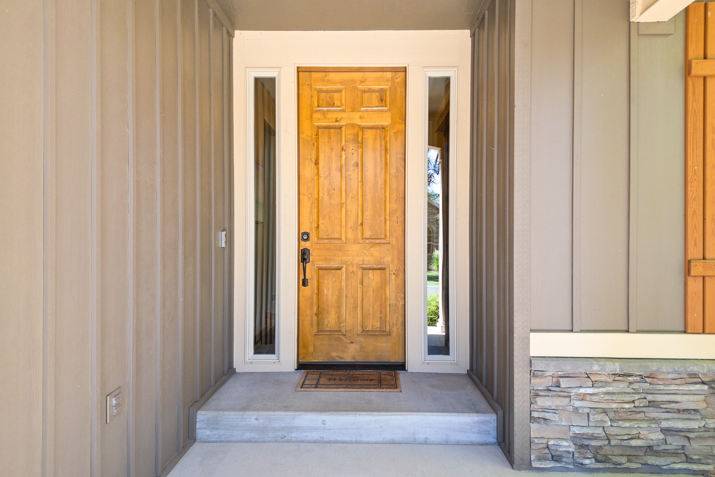 60826 Goldenwood Loop
