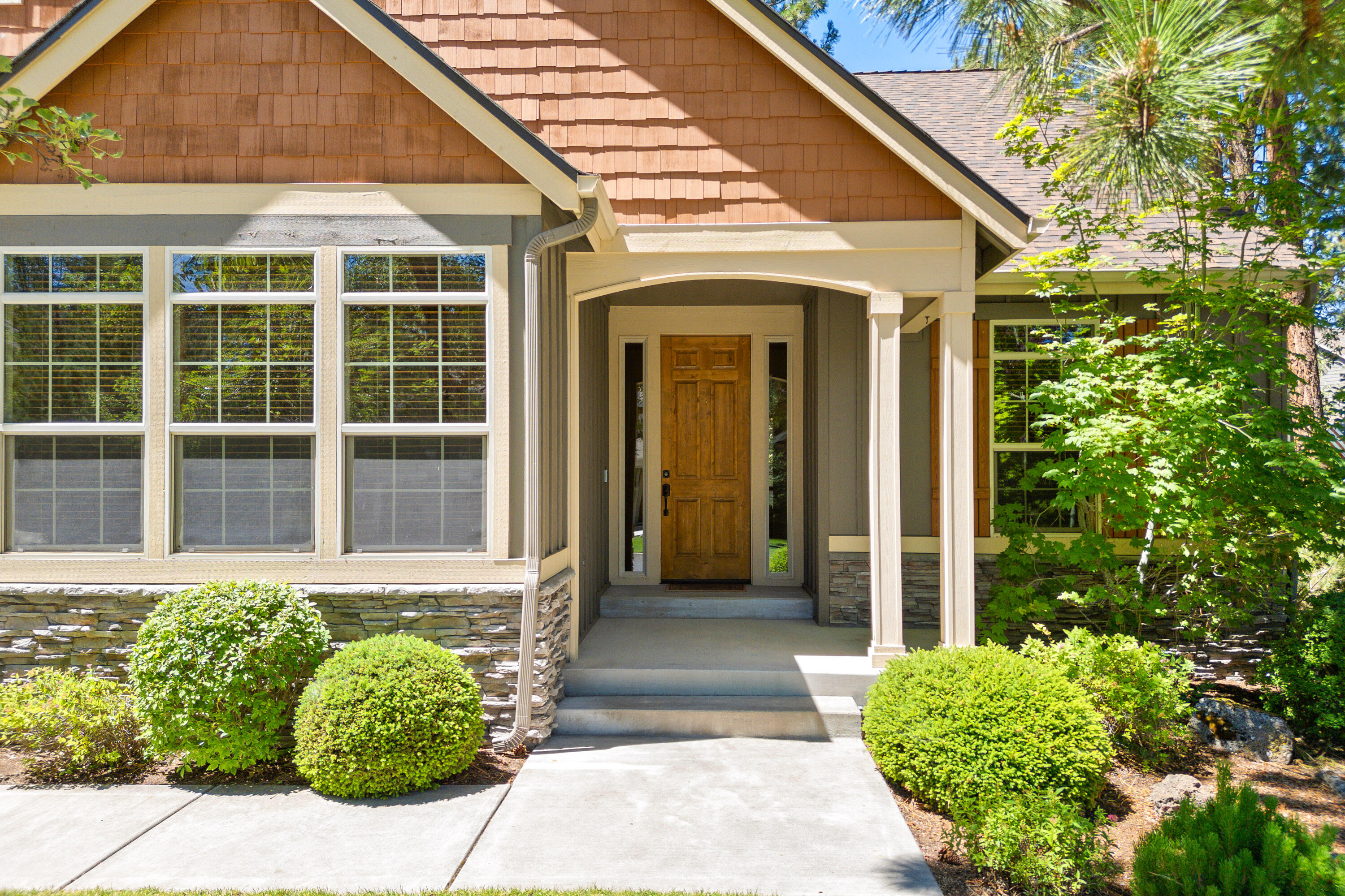 60826 Goldenwood Loop