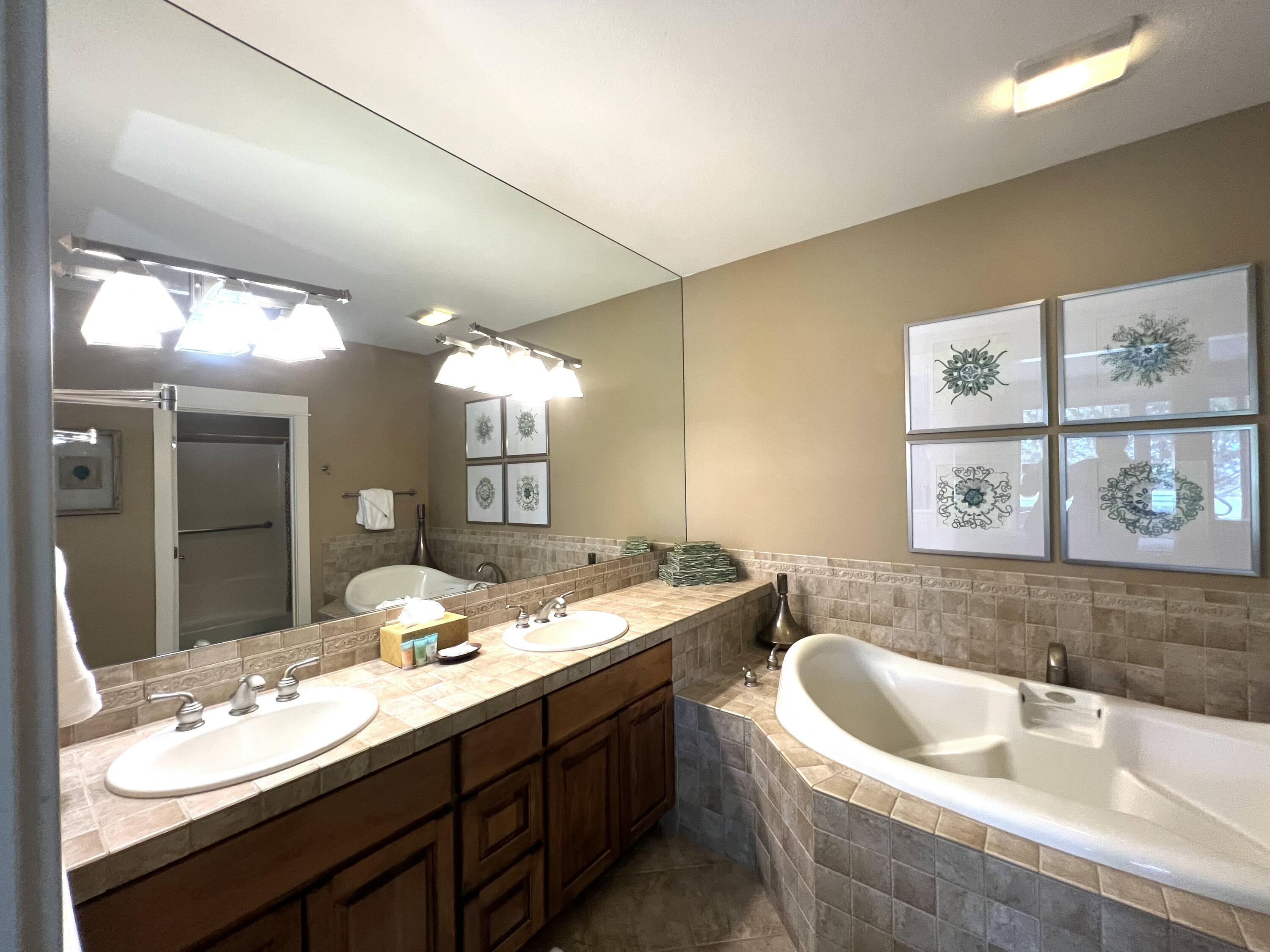 Eagle Crest - Residential