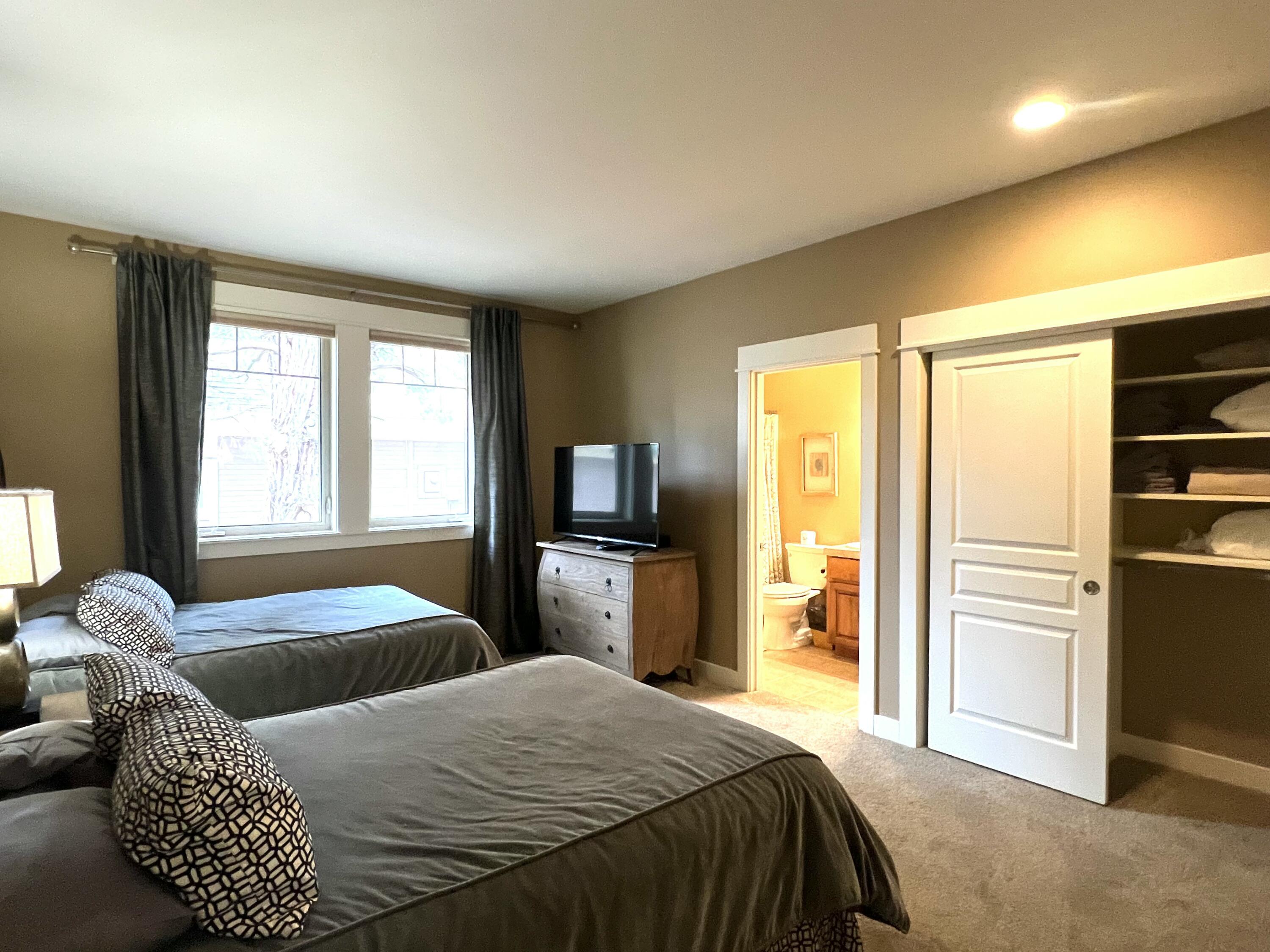 Eagle Crest - Residential