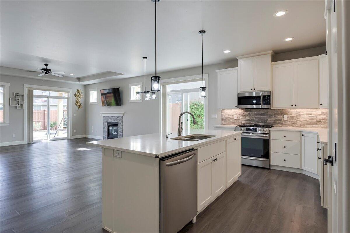 Megan Park - Residential