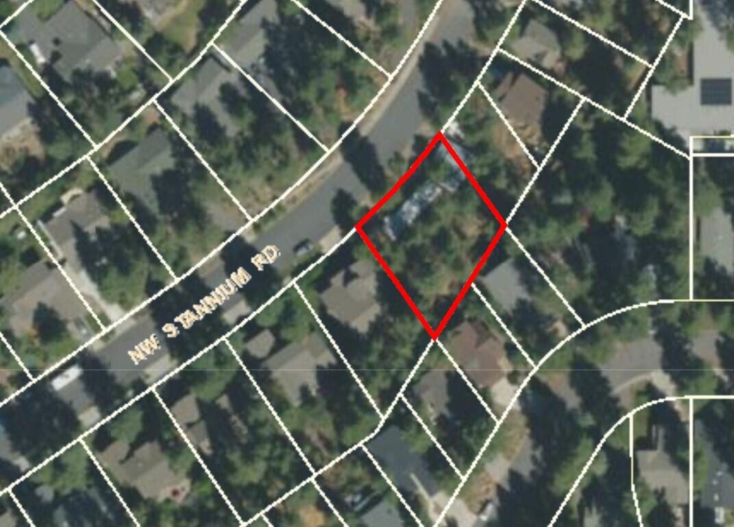 1122 NW Stannium Road
