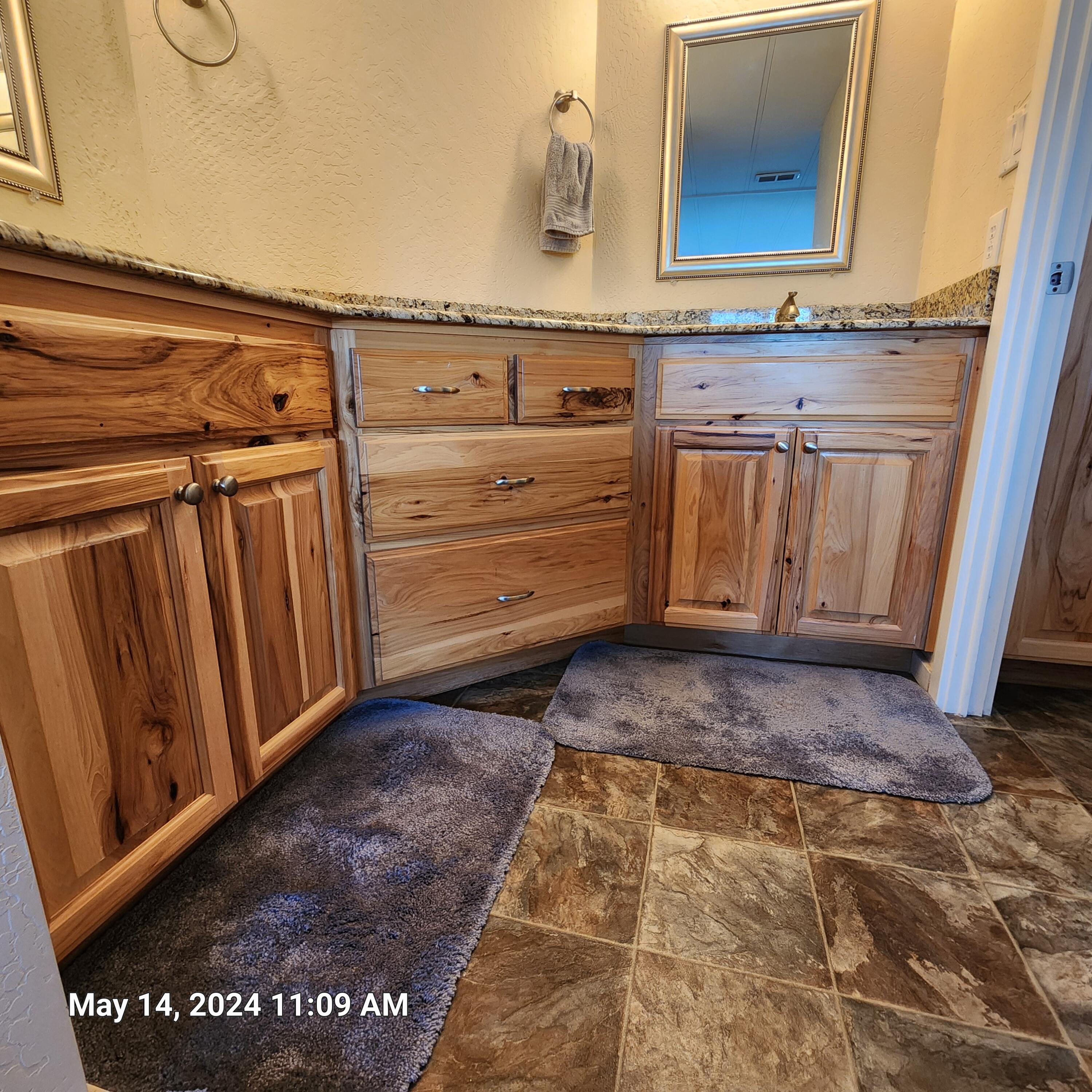 Rogue Lea Estates - Residential