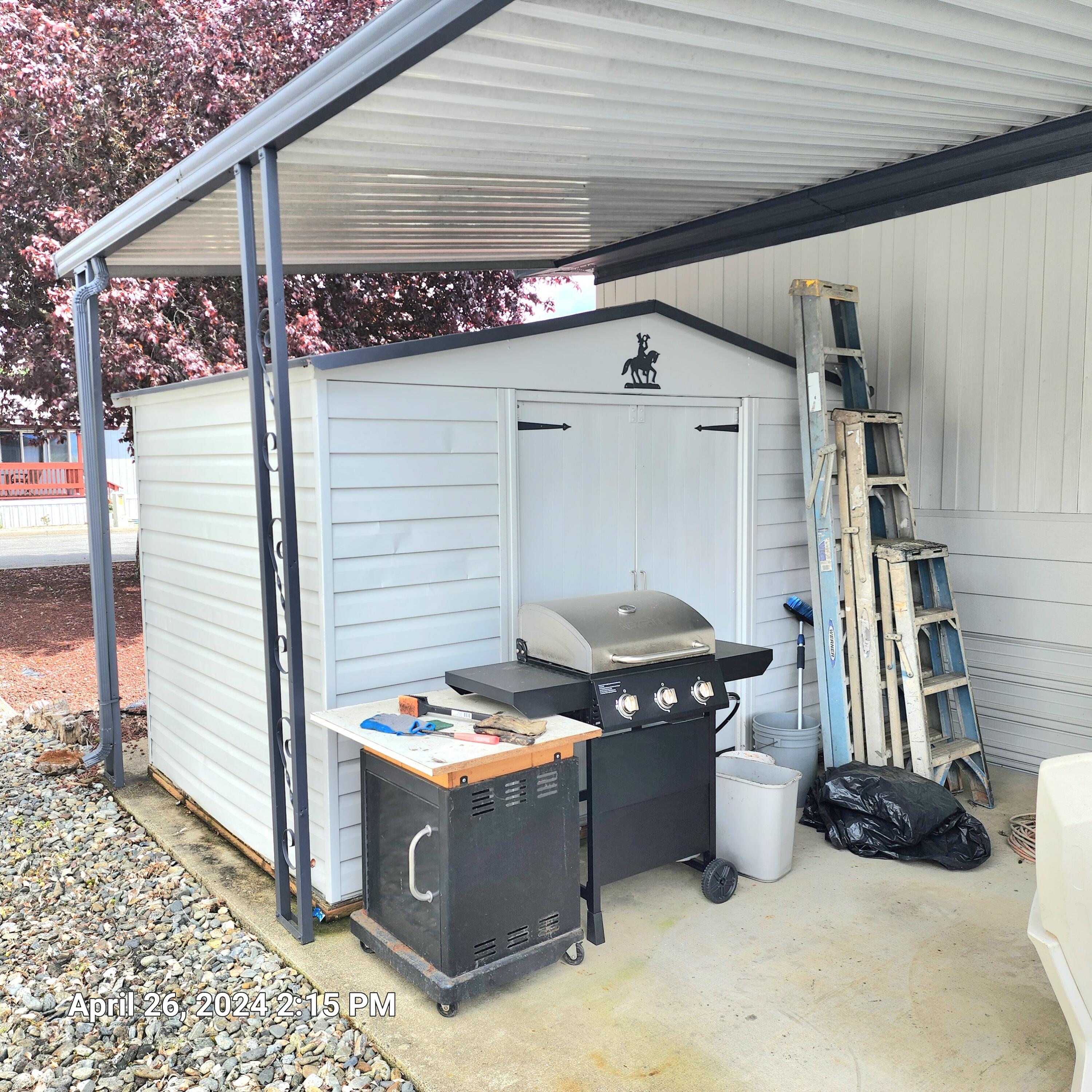 Rogue Lea Estates - Residential