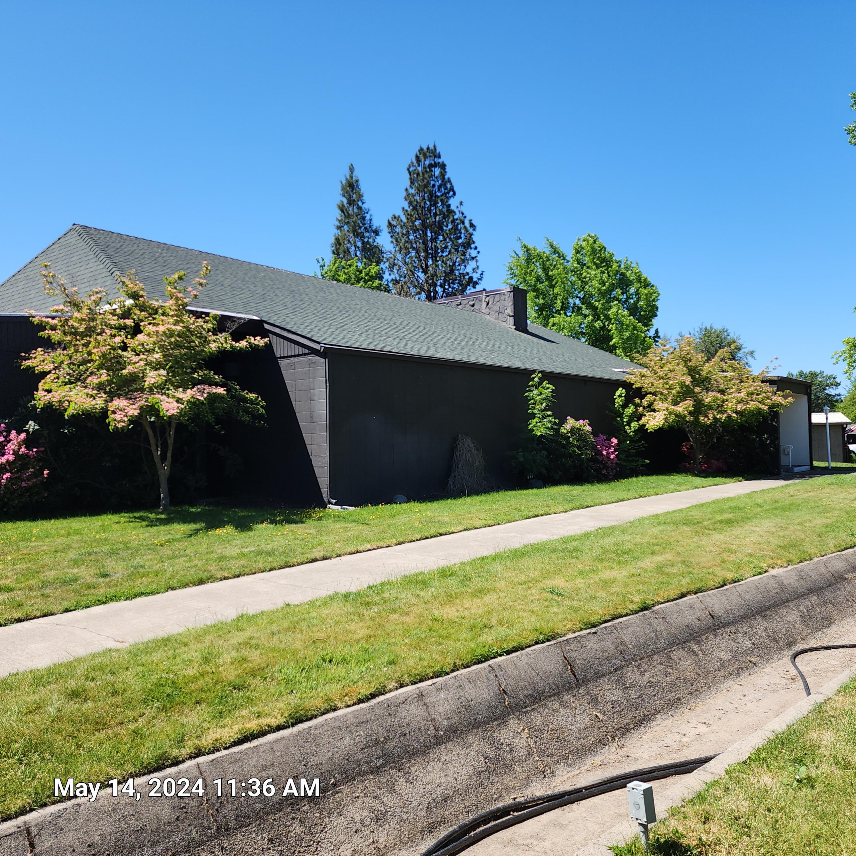 Rogue Lea Estates - Residential