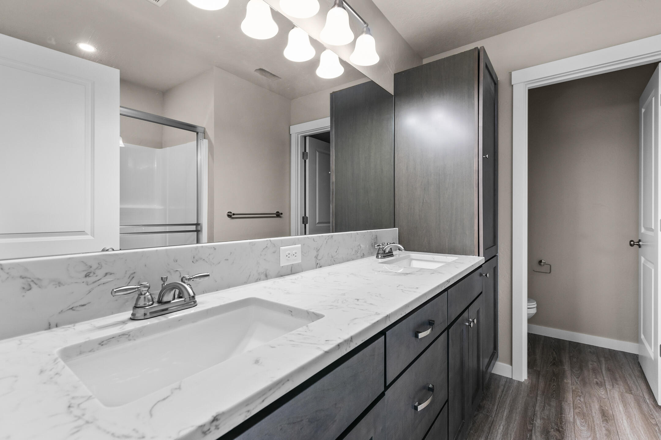 Stoneridge Terrace - Residential