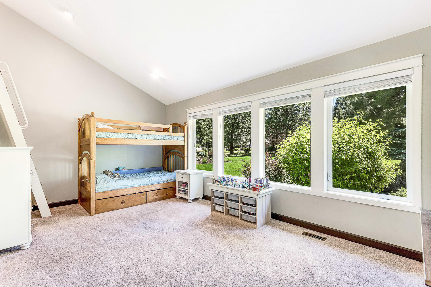 Woodside Ranch - Residential