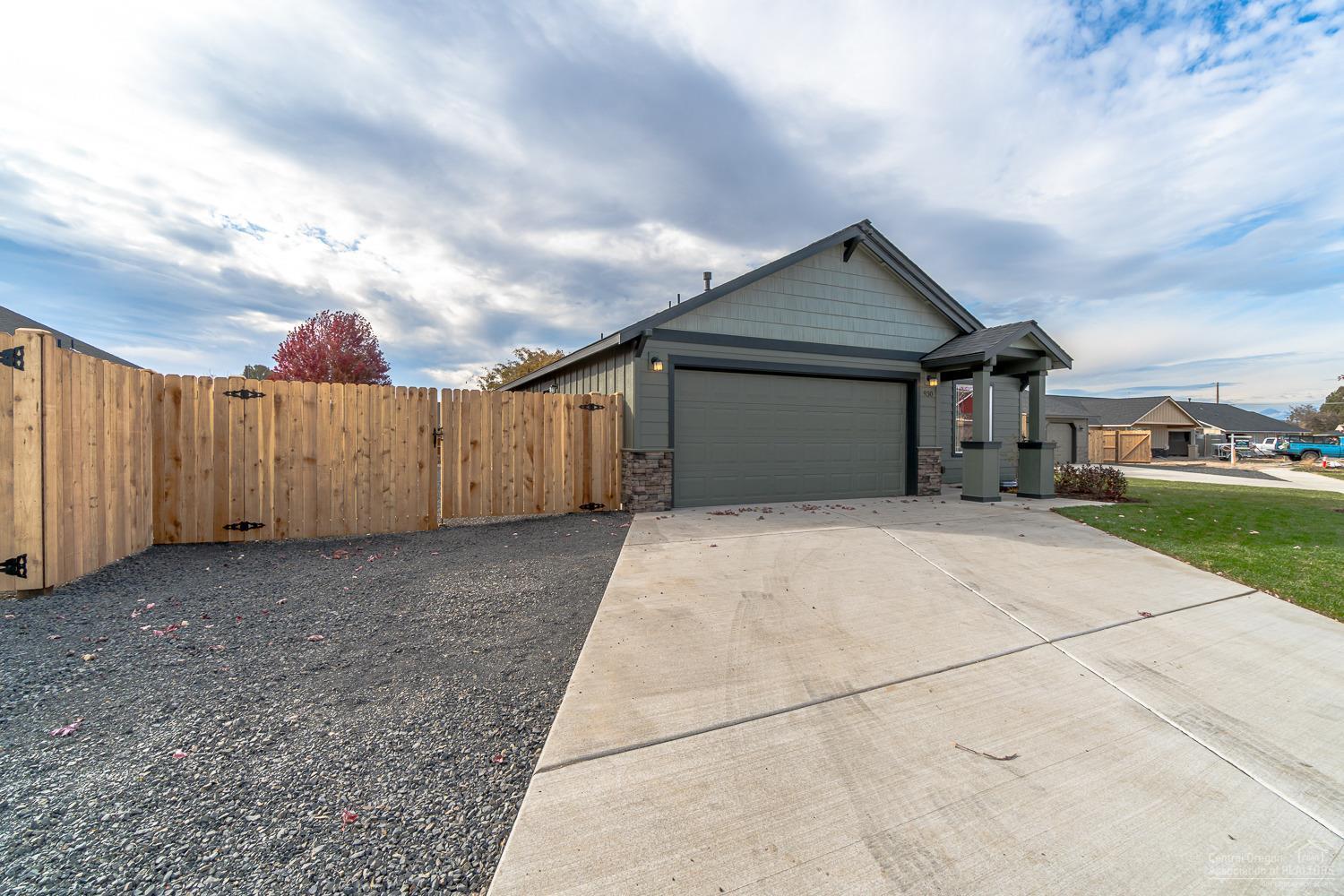 Canyon Crossing - Residential