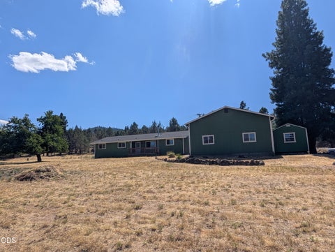 Tiny photo for 15527 Buck Road, Klamath Falls, OR 97603 (MLS # 220226114)