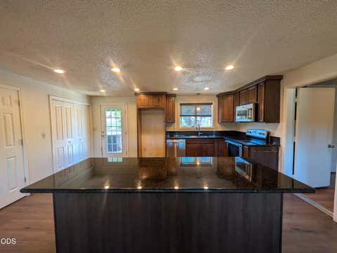 Tiny photo for 15527 Buck Road, Klamath Falls, OR 97603 (MLS # 220226114)