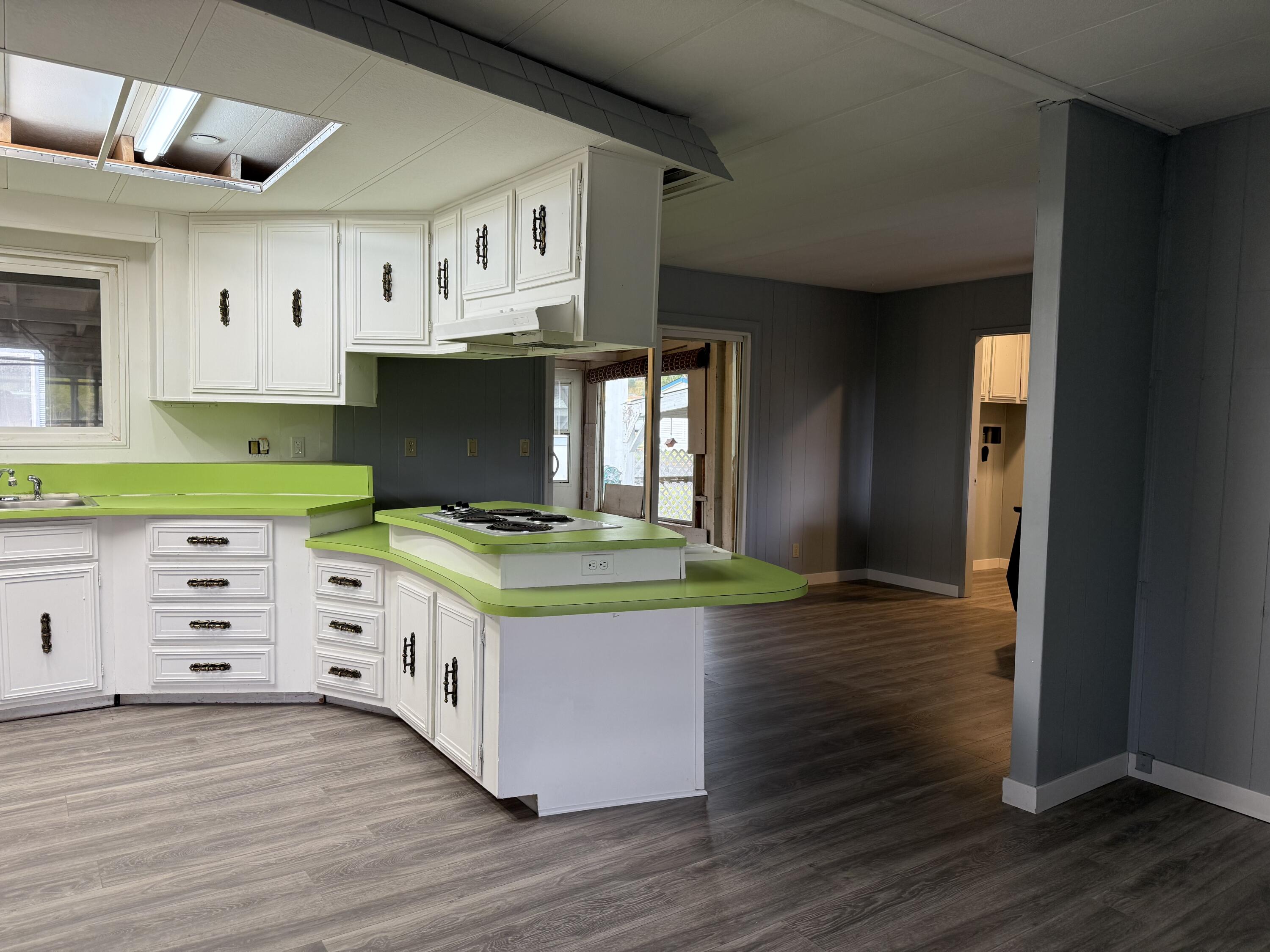 Round Lake Estates - Residential