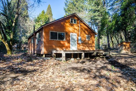 Tiny photo for 357 Main Street, Wolf Creek, OR 97497 (MLS # 220219895)