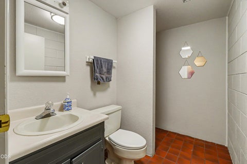 Tiny photo for 380 E Butler Lane, Ashland, OR 97520 (MLS # 220229525)