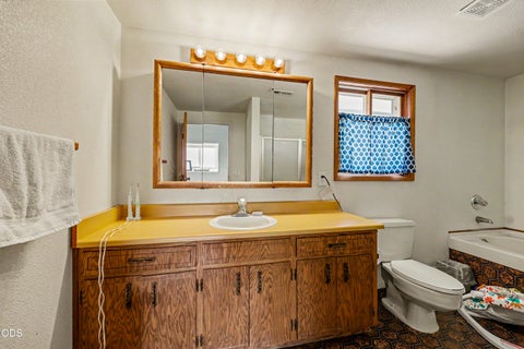 Tiny photo for 380 E Butler Lane, Ashland, OR 97520 (MLS # 220229525)