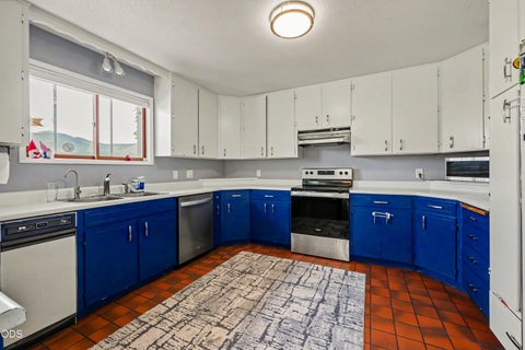 Tiny photo for 380 E Butler Lane, Ashland, OR 97520 (MLS # 220229525)