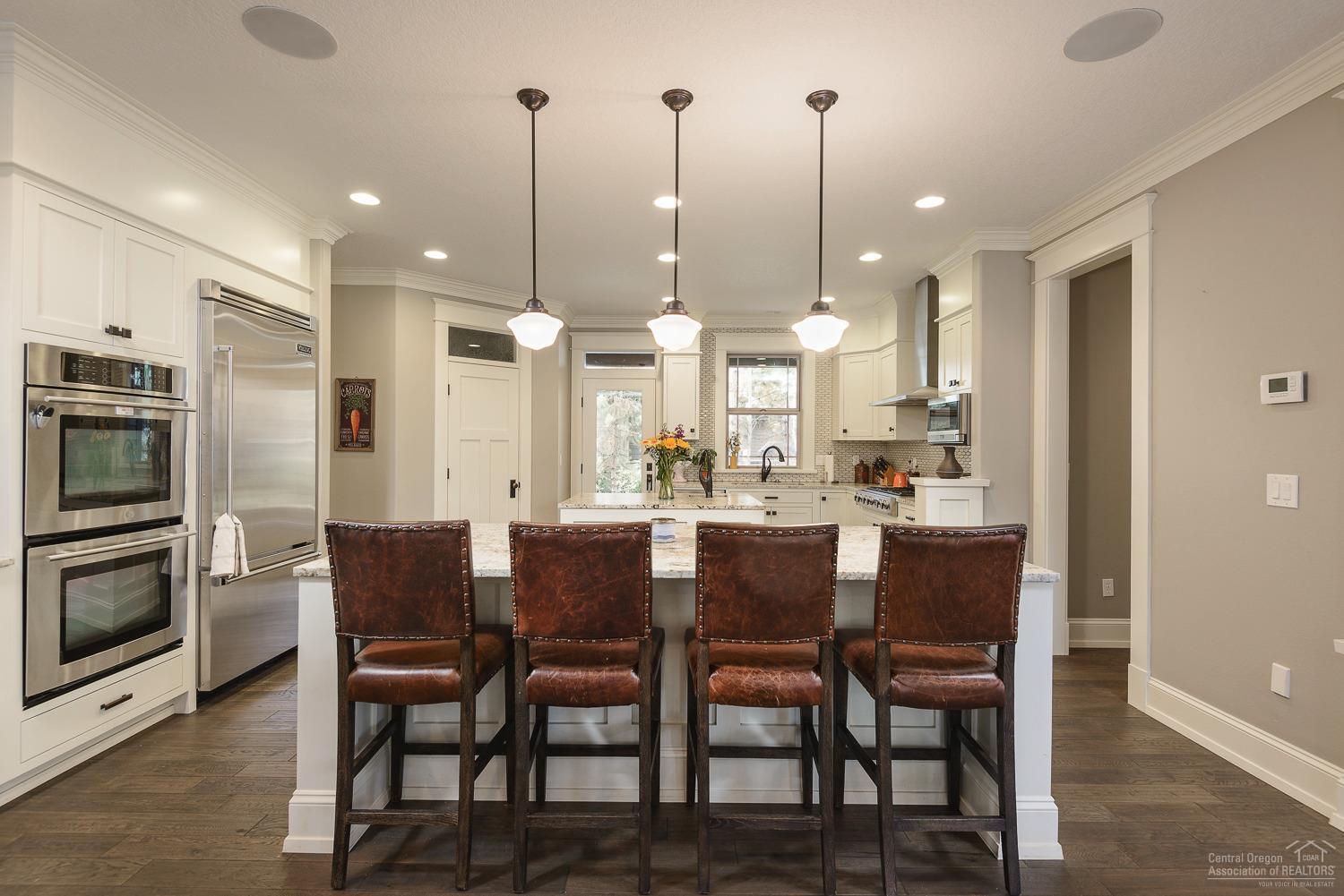 Broken Top - Residential