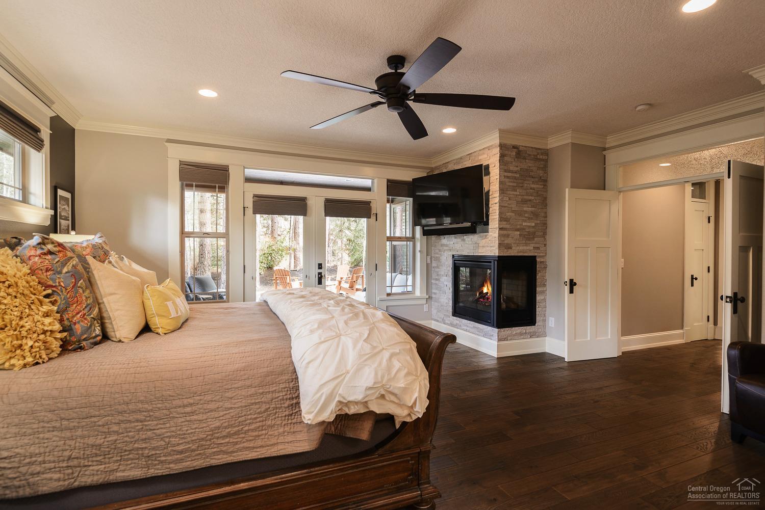 Broken Top - Residential