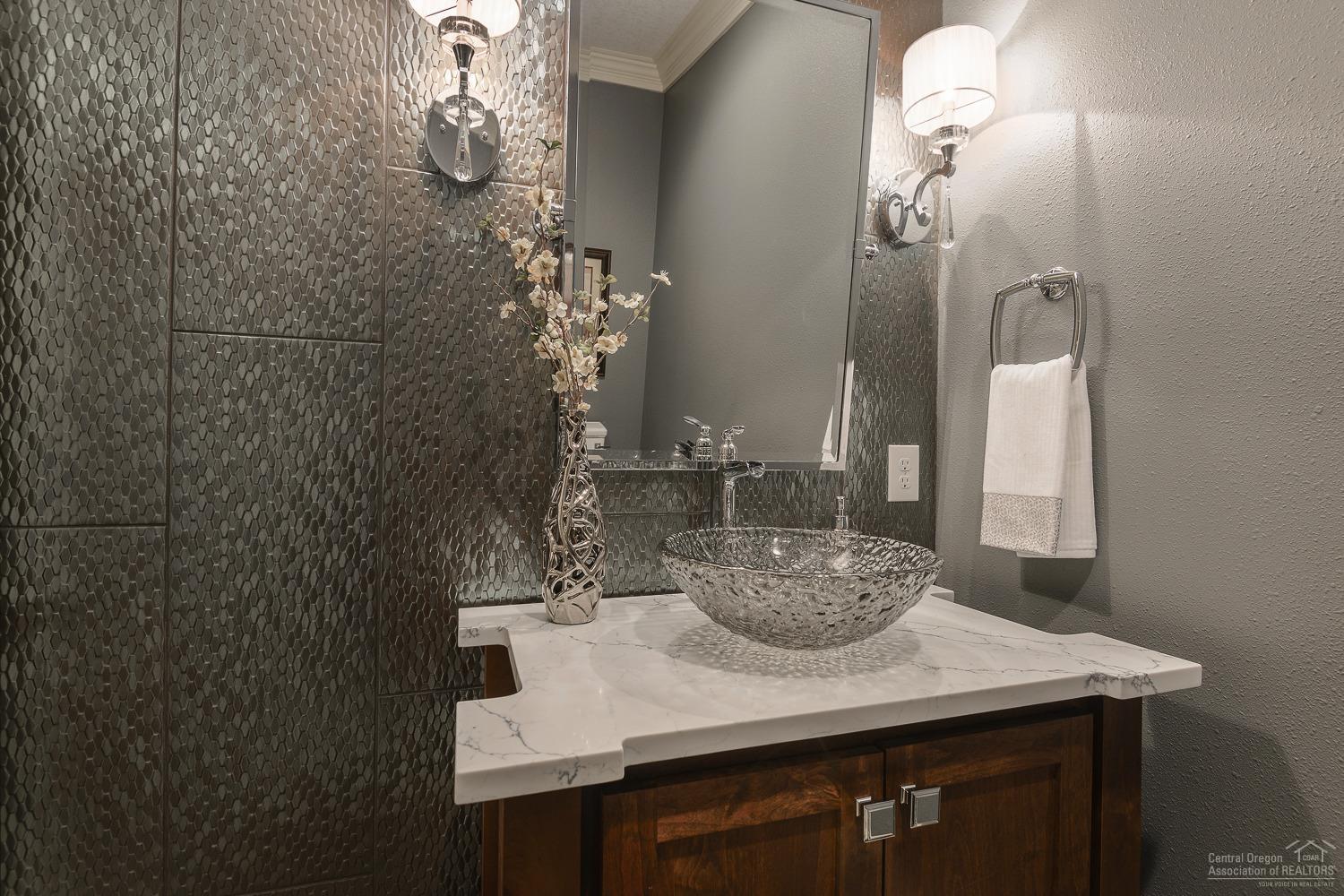 Broken Top - Residential