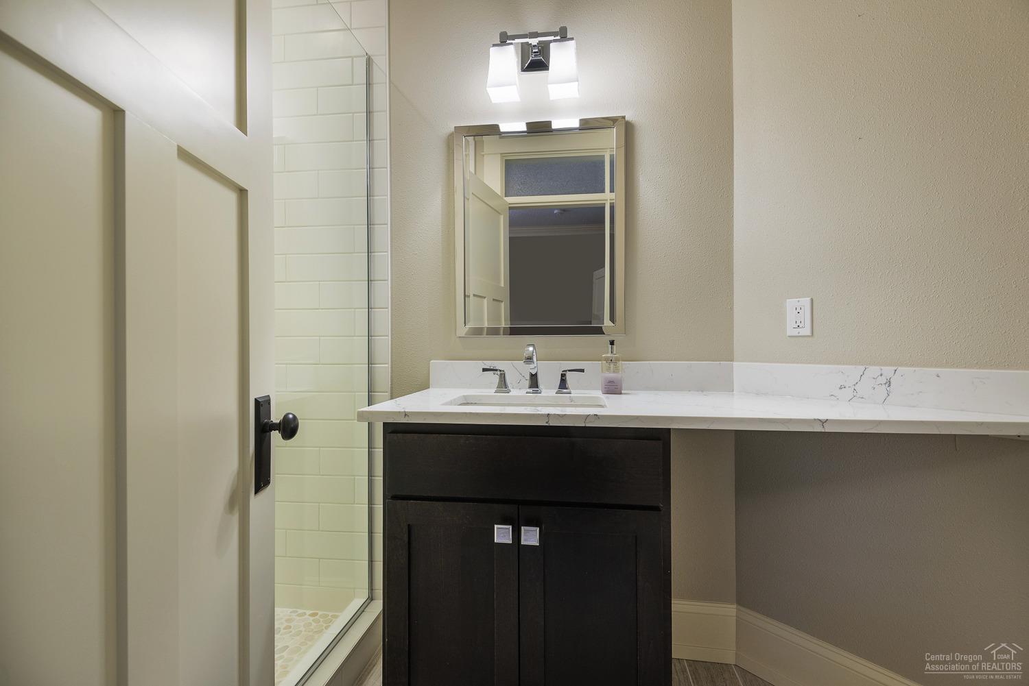 Broken Top - Residential