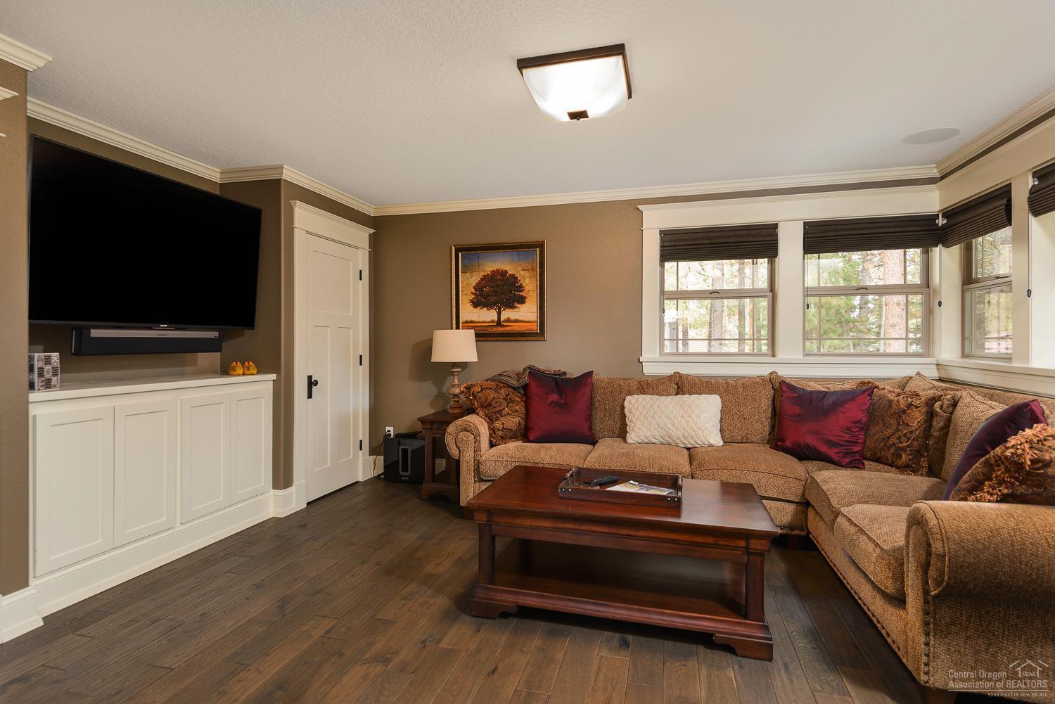 Broken Top - Residential