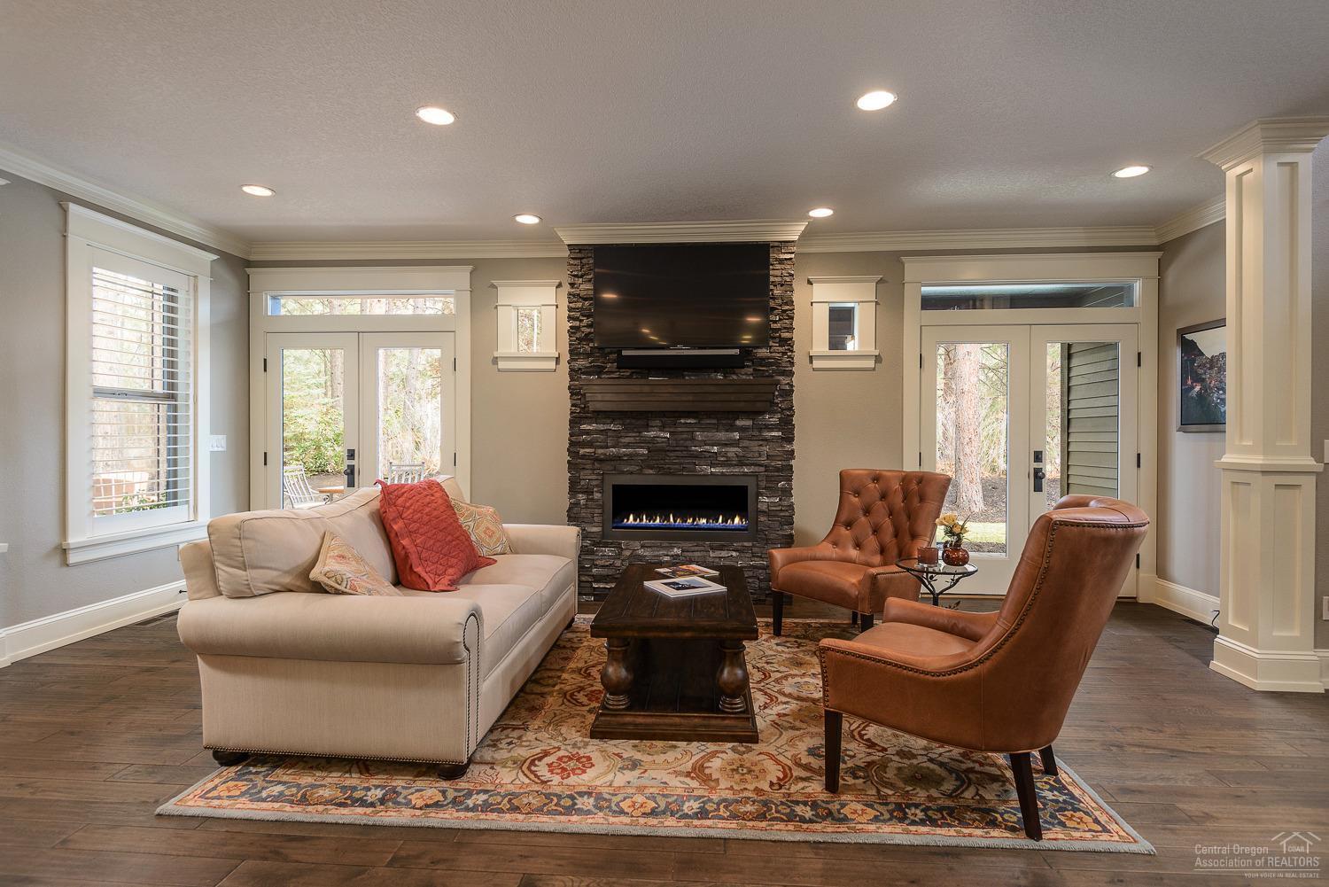 Broken Top - Residential