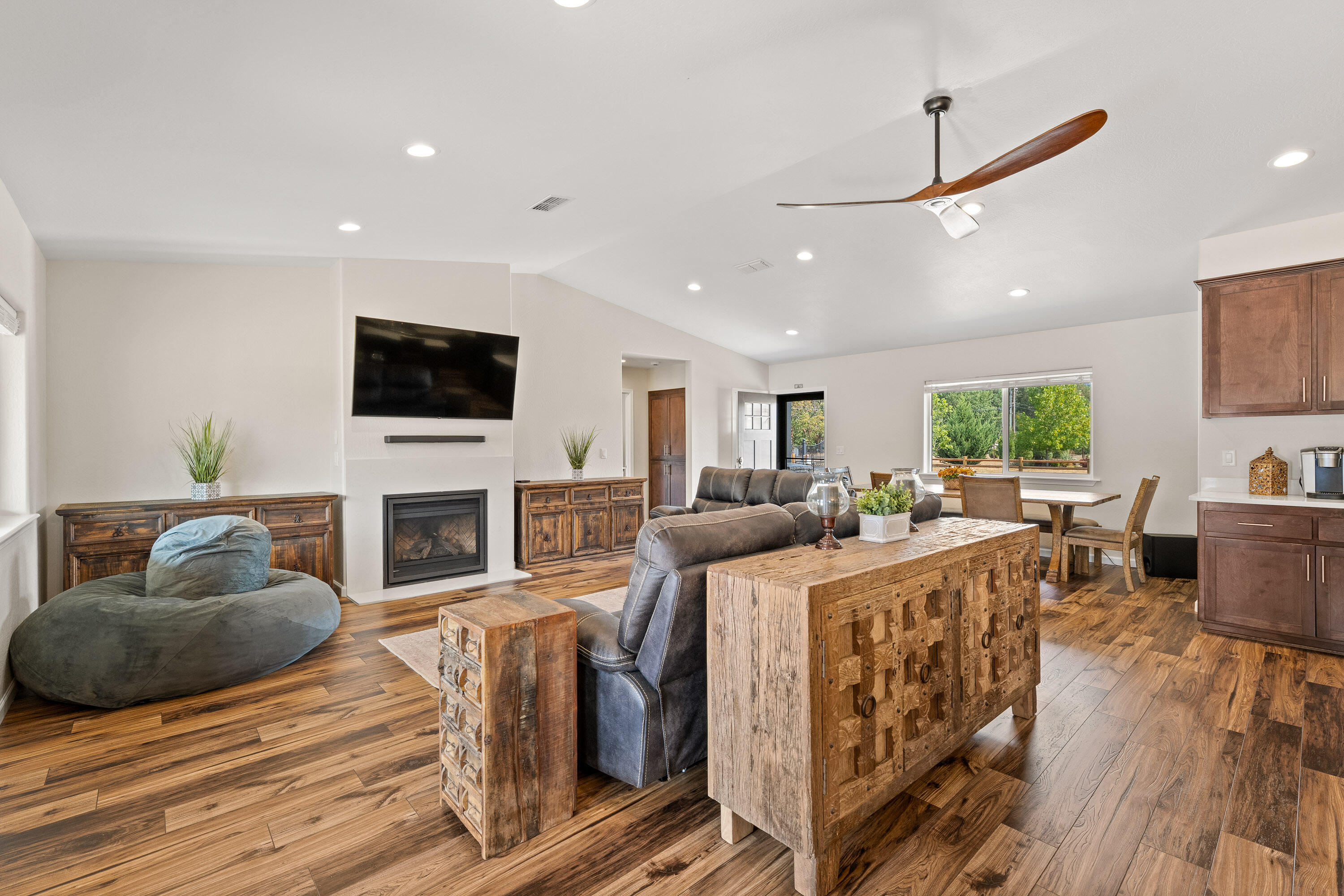 Illinois River Estates - Residential