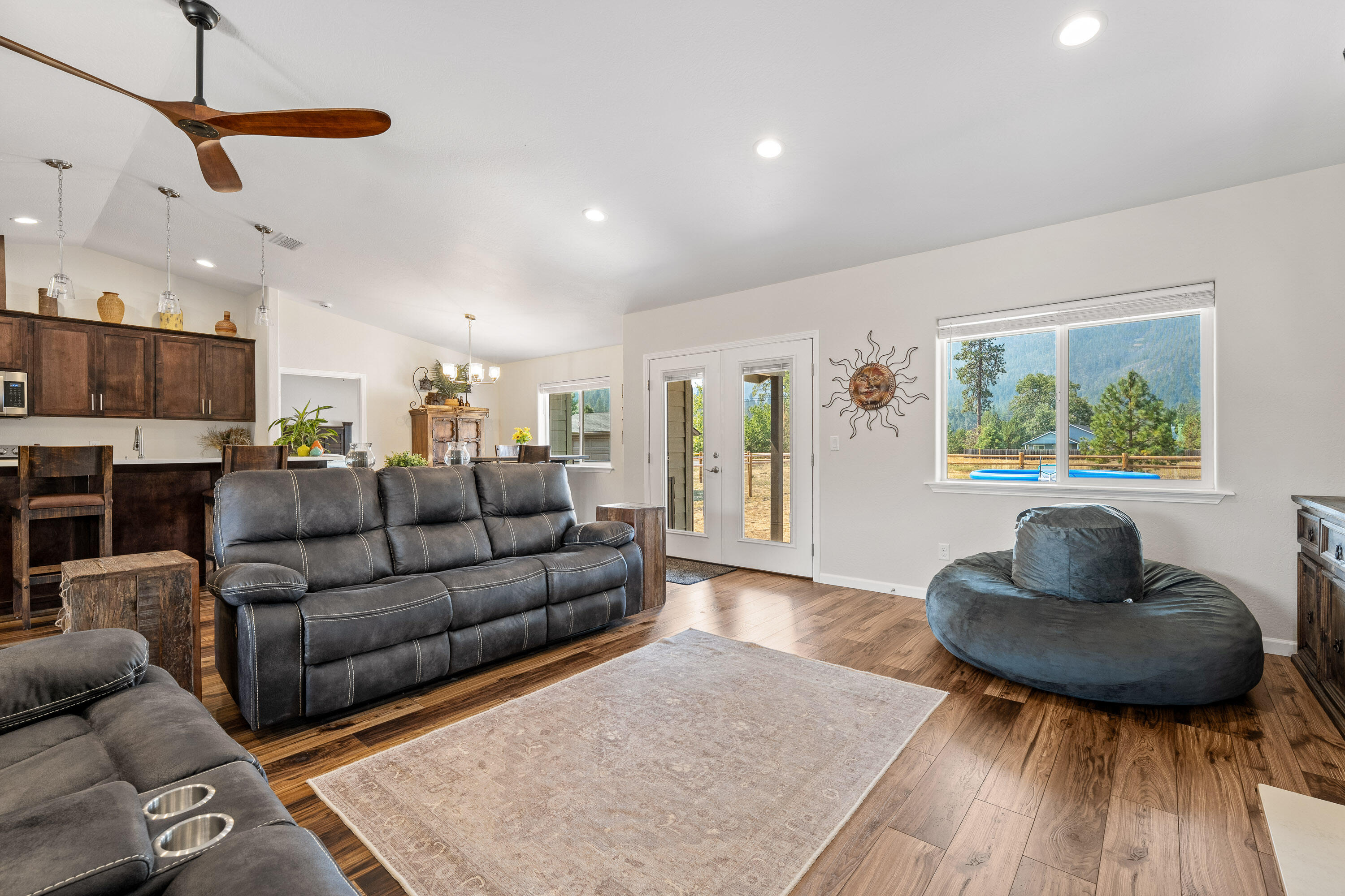 Illinois River Estates - Residential