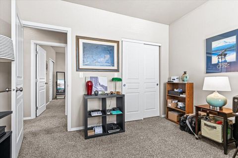 Tiny photo for 2264 College Way, Medford, OR 97504 (MLS # 220217543)