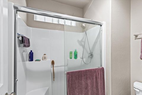 Tiny photo for 2264 College Way, Medford, OR 97504 (MLS # 220217543)