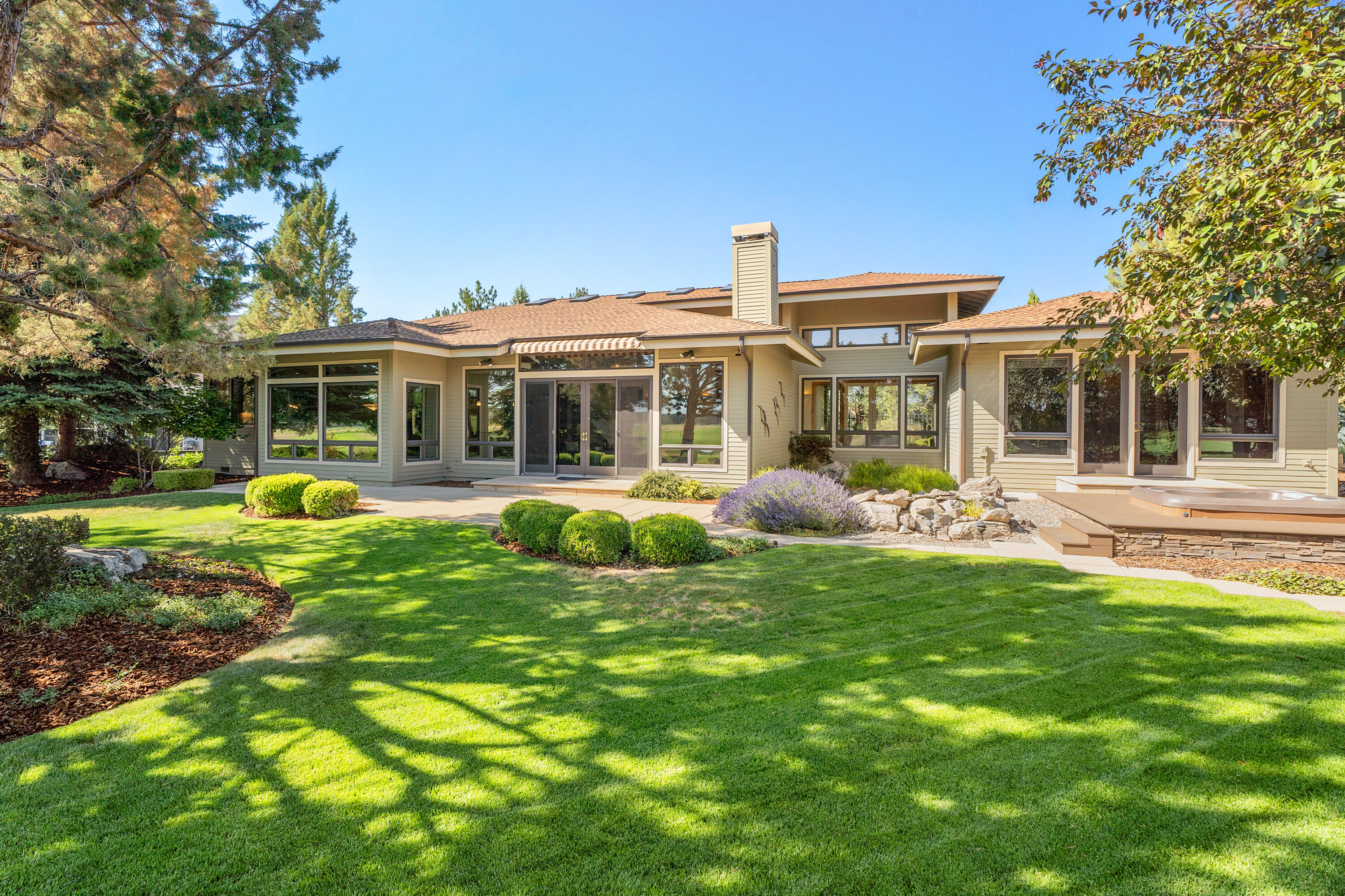 Eagle Crest - Residential