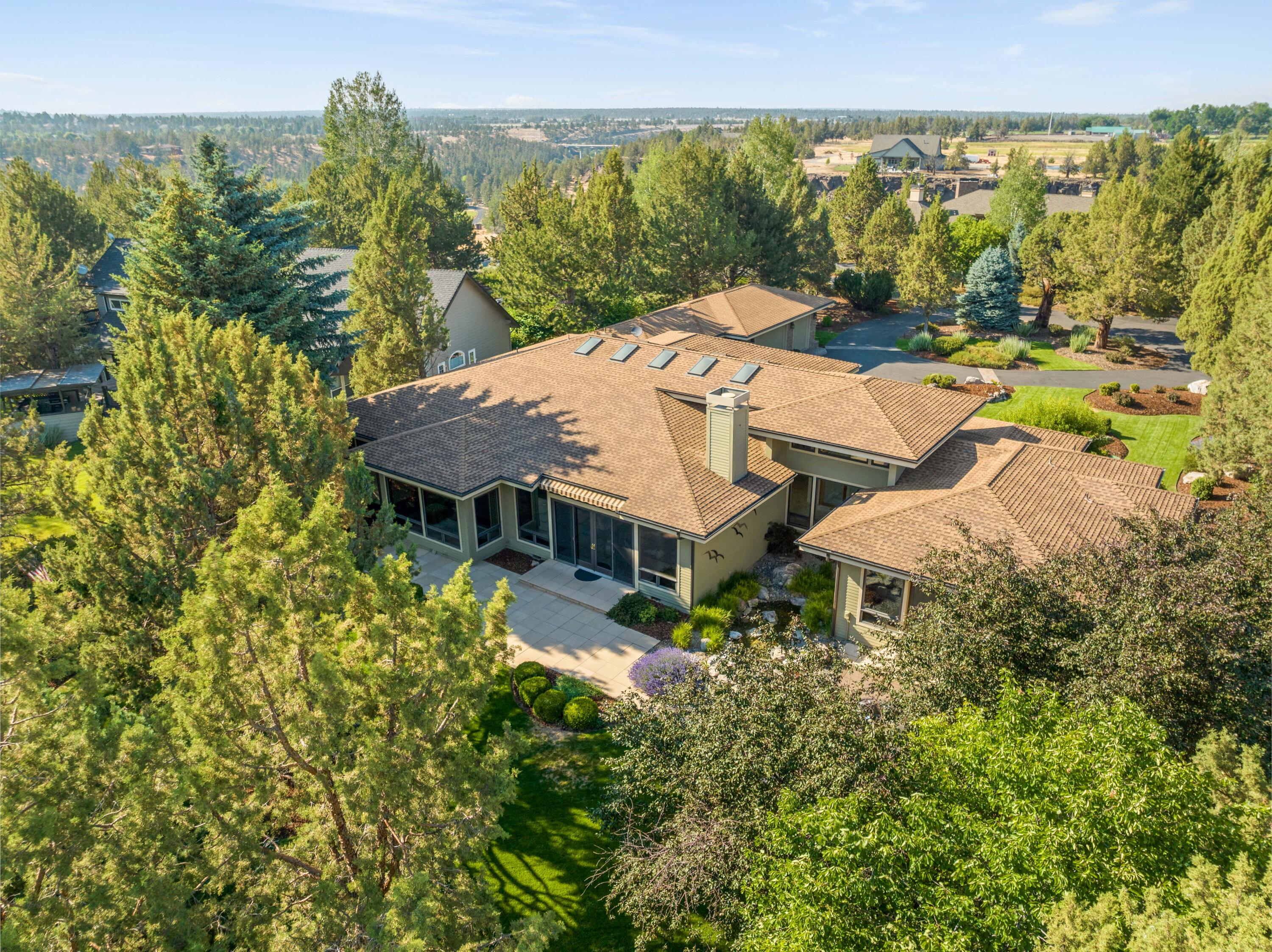 Eagle Crest - Residential