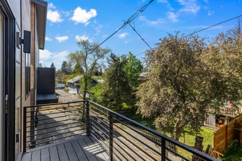 Tiny photo for 20 NW McCann Avenue #UNIT 8, Bend, OR 97703 (MLS # 220222957)