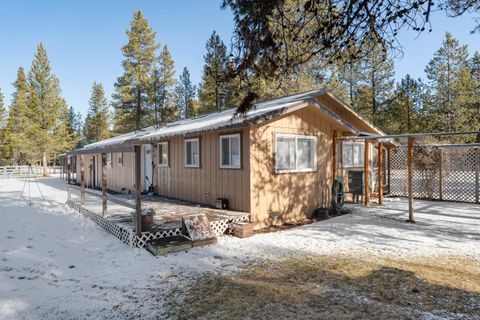Tiny photo for 53465 Kokanee Lane, La Pine, OR 97739 (MLS # 220213230)