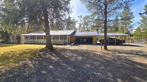 Tiny photo for 53465 Kokanee Lane, La Pine, OR 97739 (MLS # 220213230)