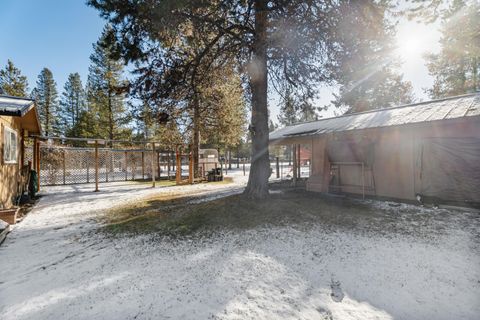 Tiny photo for 53465 Kokanee Lane, La Pine, OR 97739 (MLS # 220213230)