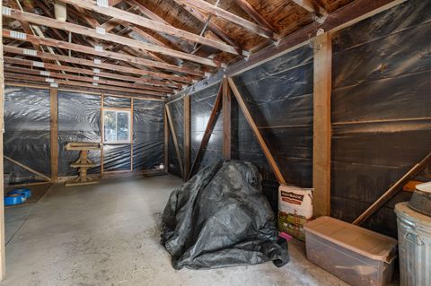 Tiny photo for 53465 Kokanee Lane, La Pine, OR 97739 (MLS # 220213230)