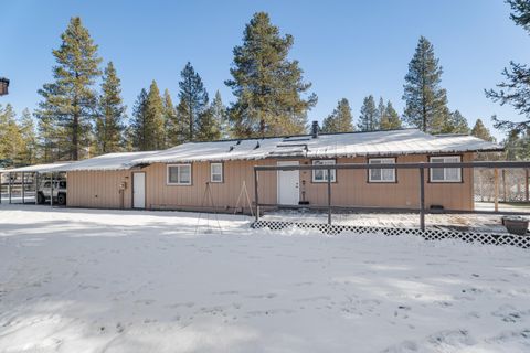 Tiny photo for 53465 Kokanee Lane, La Pine, OR 97739 (MLS # 220213230)